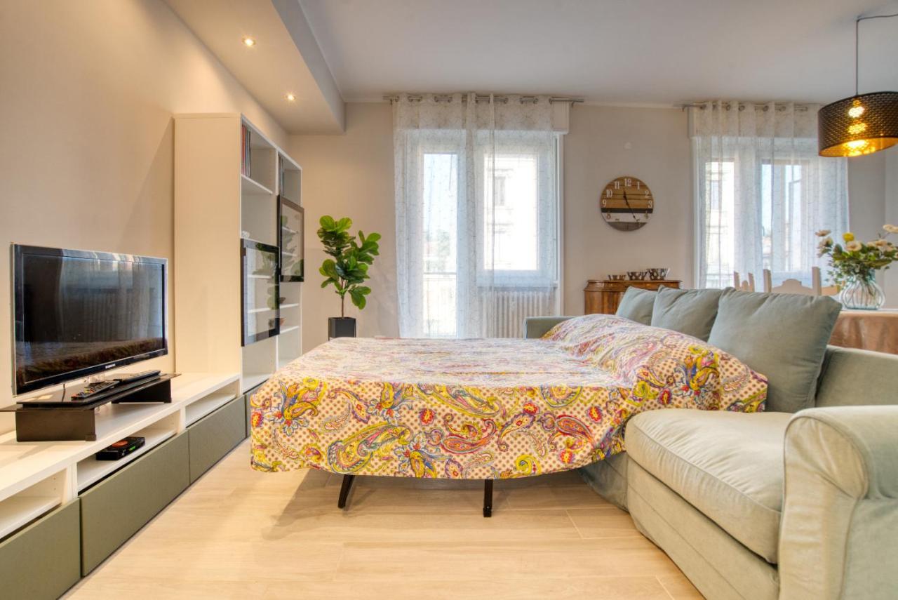 Caseospitali - Casa Janas, Elegante Trilocale Per 5 In Zona Centrale Milano Exterior foto