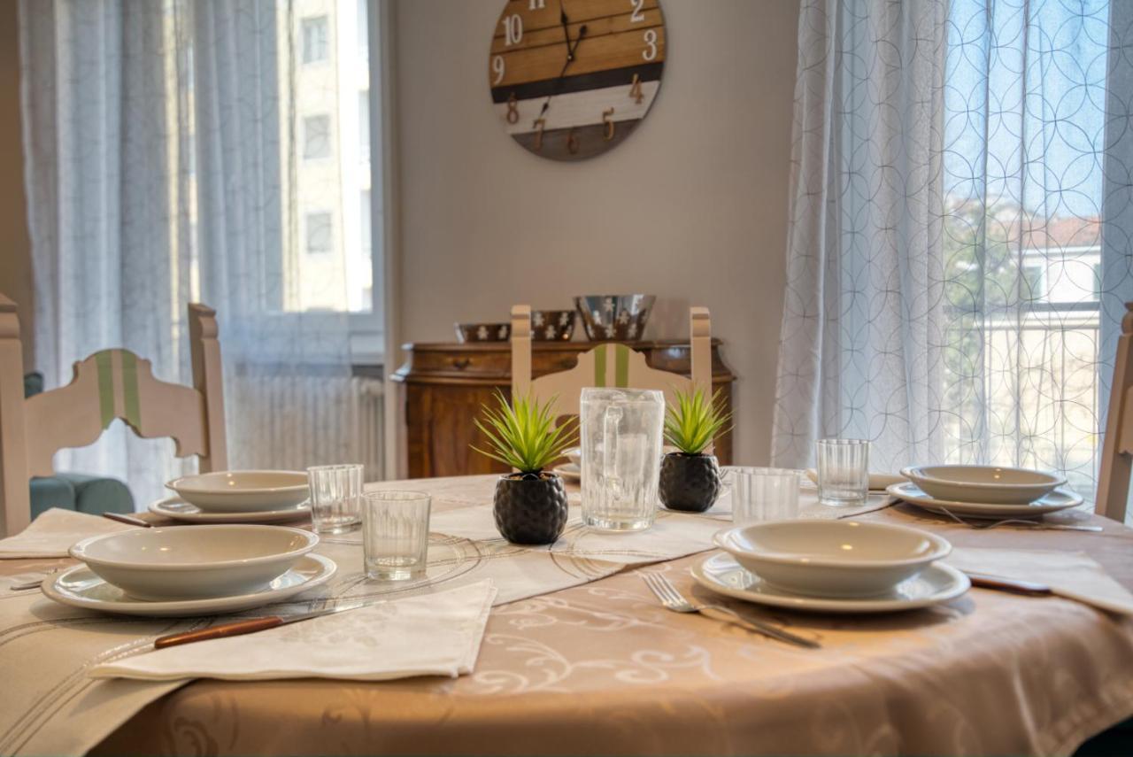 Caseospitali - Casa Janas, Elegante Trilocale Per 5 In Zona Centrale Milano Exterior foto